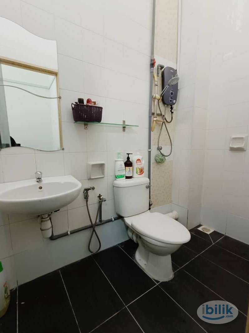 ‼️‼️RM620 onlyyyy‼️‼️ 🌈💥 SPACIOUS QUEESIZE MIDDLE BEDROOM ROOM FOR RENT AT SETIA IMPIAN KLANG🌈💥 - Image 4