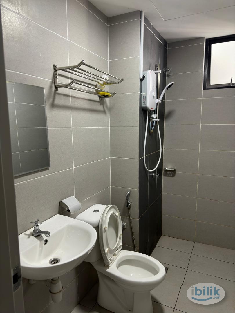 Middle Room at Mizumi Residences, Kepong - Image 5