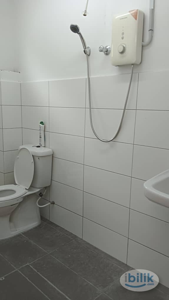 UTILITIES INCLUDED🤩Fully furnish Bilik Single & Queen Klang Taman Sri Andalas - Image 2