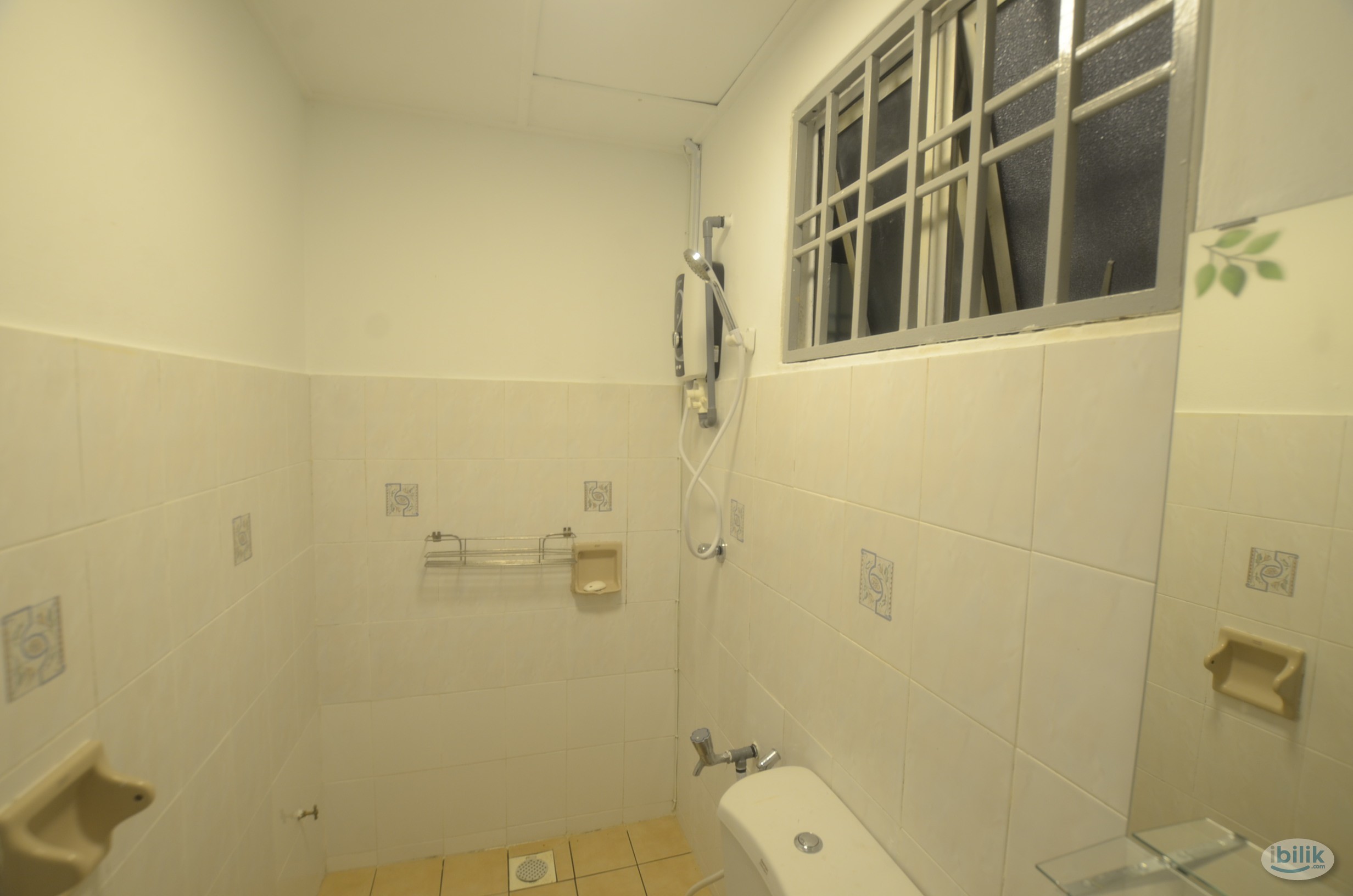 Female Single Room at Sutramas, Bandar Puchong Jaya - Image 2