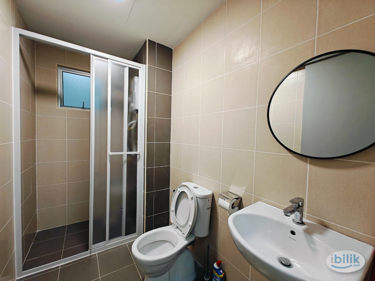 Middle Room at Razak City Residences, Sungai Besi - Image 2