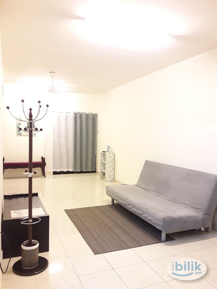 Master Room at Pelangi Utama, Bandar Utama - Image 3
