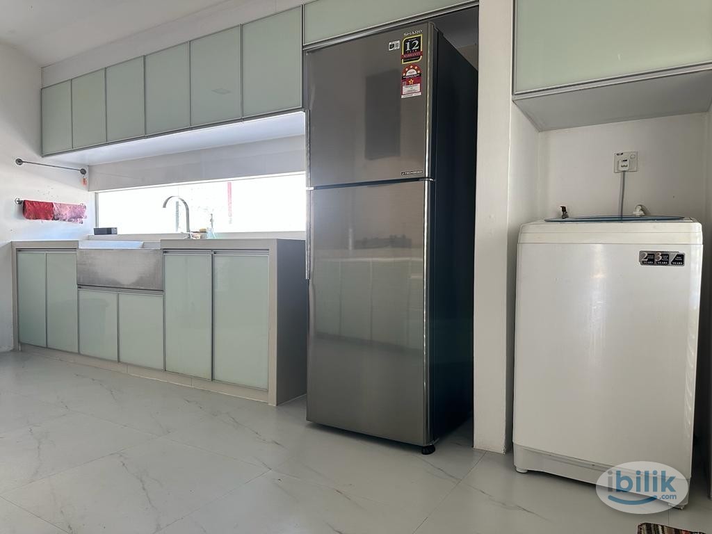 Master Room IN Semi-D  | Female Only | BUKIT MERTAJAM | BUKIT MINYAK | TAMAN SENTUL JAYA - Image 5