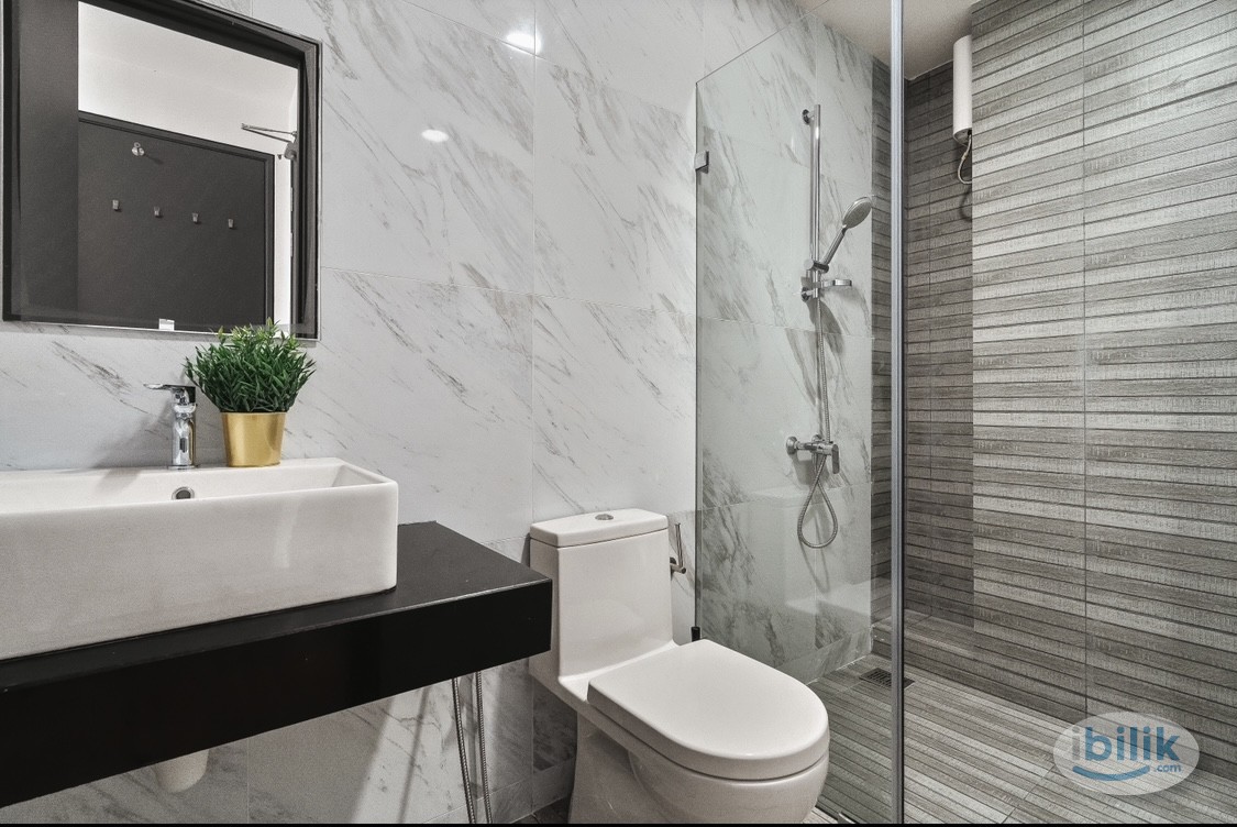 Exclusive Studio Fully Furnished with Interior Design Emporis Kota Damansara - Image 5