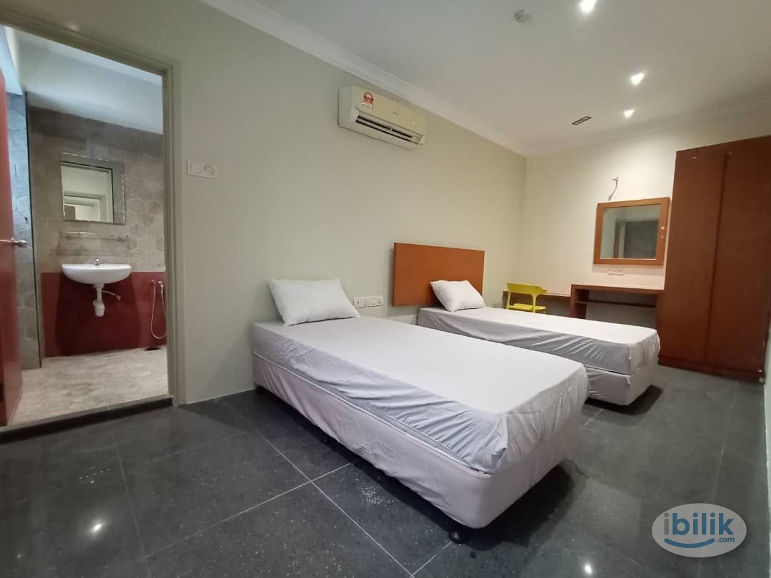 Walking Distance to LRT/MRT Plaza Rakyat❗Limited Promotion Couple Master Room❗Zero Deposit❗ - Image 1