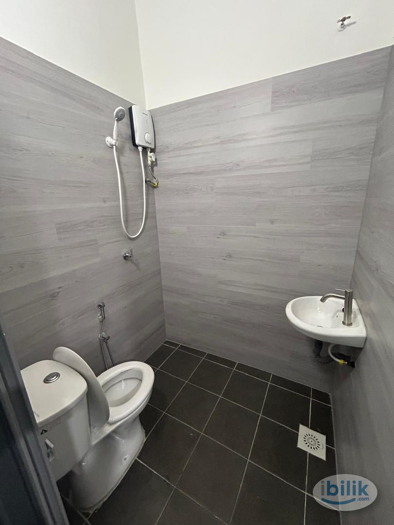 🚆 3MINS WALKING DISTANCE TO MONORAIL | NEAR STALL AND RESTAURANT🍕 | NEW CO LIVING 🏡 - Image 2