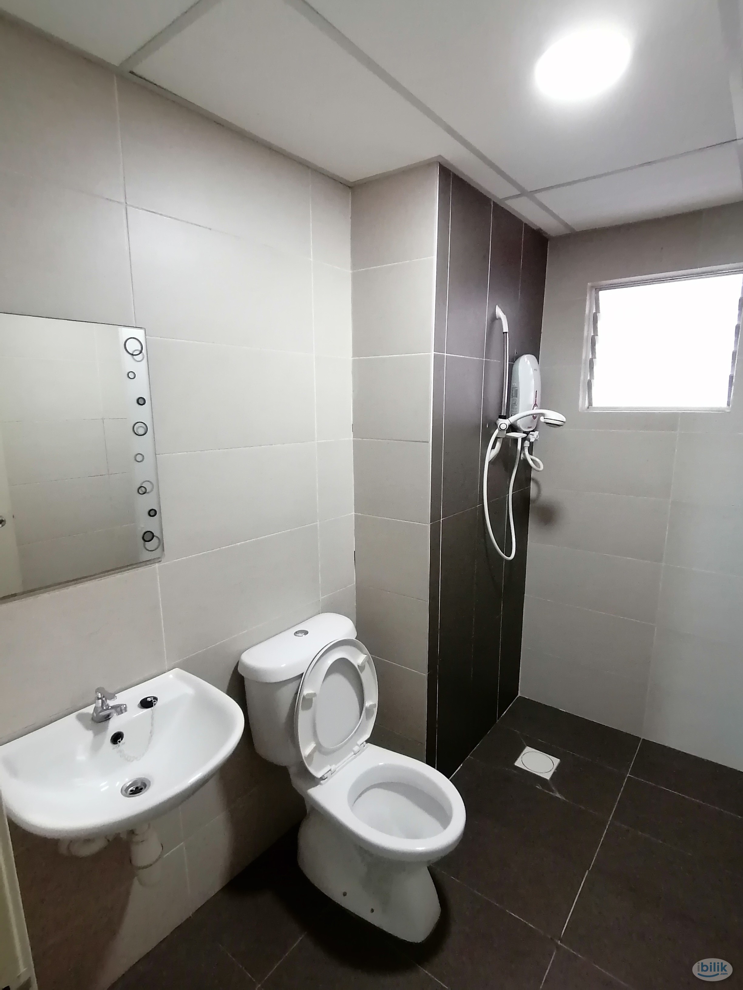 ==Include Utility==Single Room for Rent at Bukit Jalil - Image 2