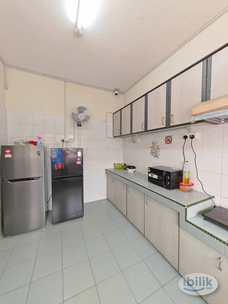 Low Deposit🔥Bilik Sewa Di Connaught Area , Female Or Male Unit , Jalan Kaki Ke UCSI , Connaught Pasar Malam , Move In Re - Image 3