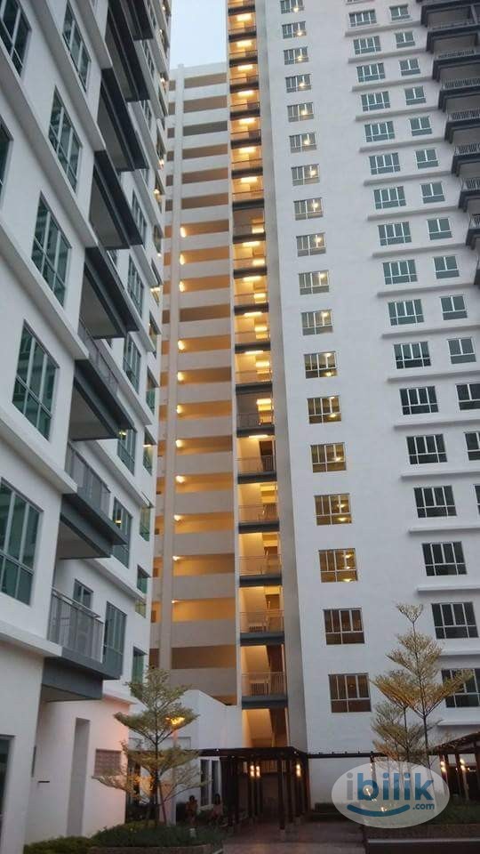Middle Room Golden Triangle Condominium (Female Only Unit) - Image 3