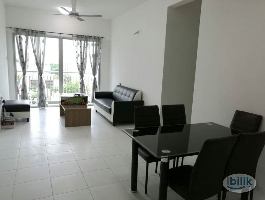 Middle Room Golden Triangle Condominium (Female Only Unit) - Image 1