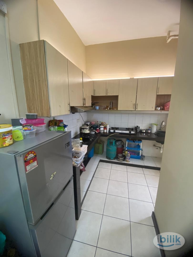 Middle Room at Cova Square, Kota Damansara - Image 1