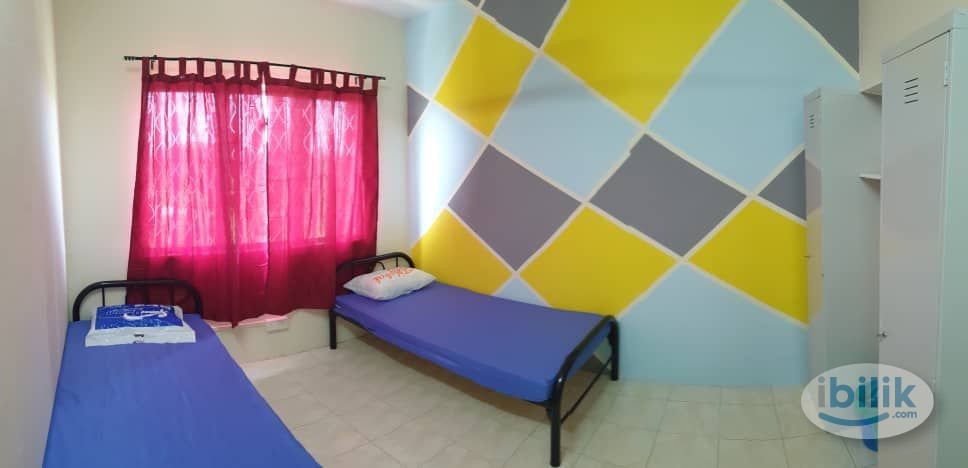Single Room at MRT Taman Equine, Seri Kembangan - Image 2