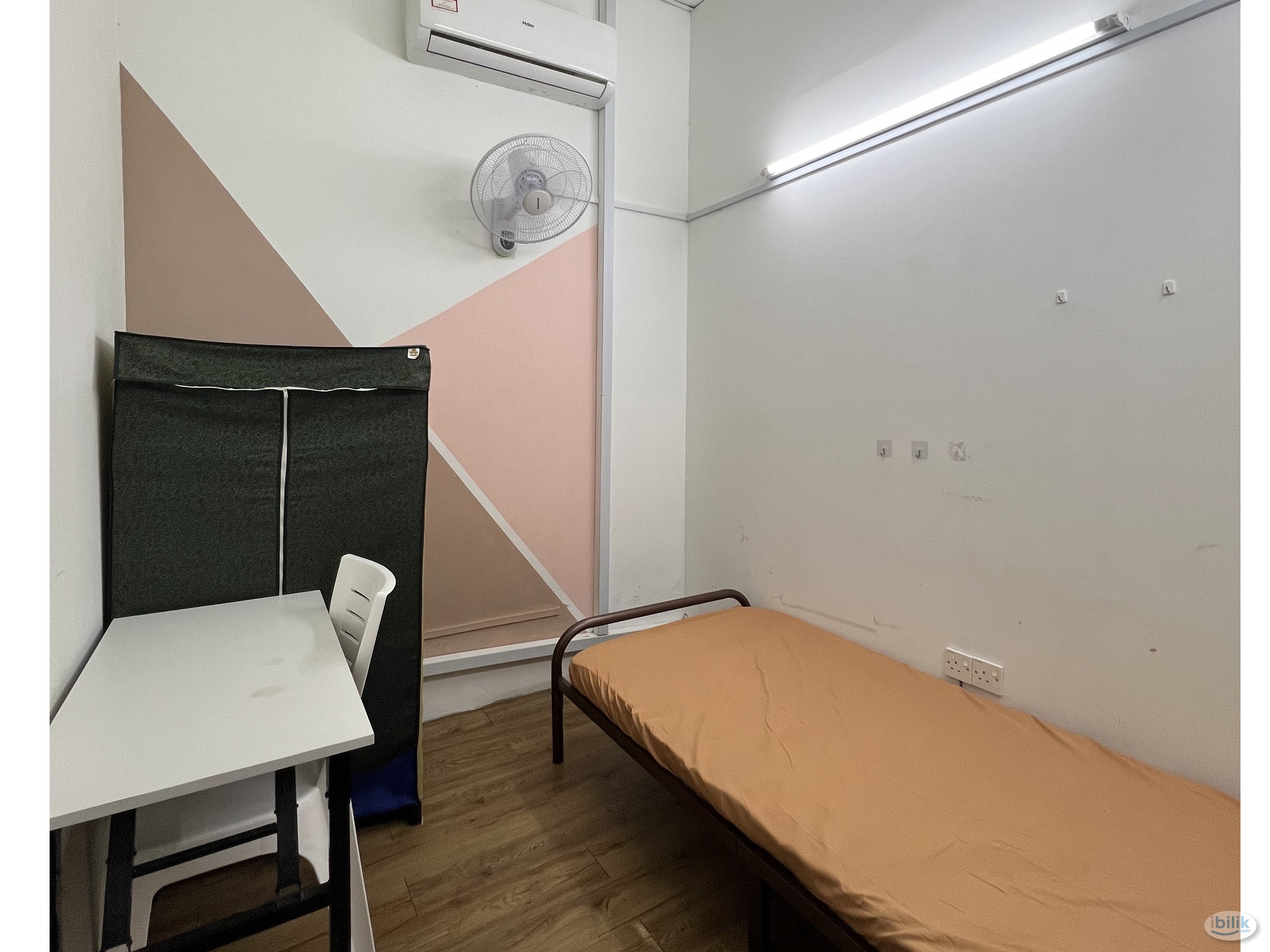 Prefer No Car Tenant New Unit Price Start from Rm500！！Hot Selling！ Room For Rent at TTDI - Image 1