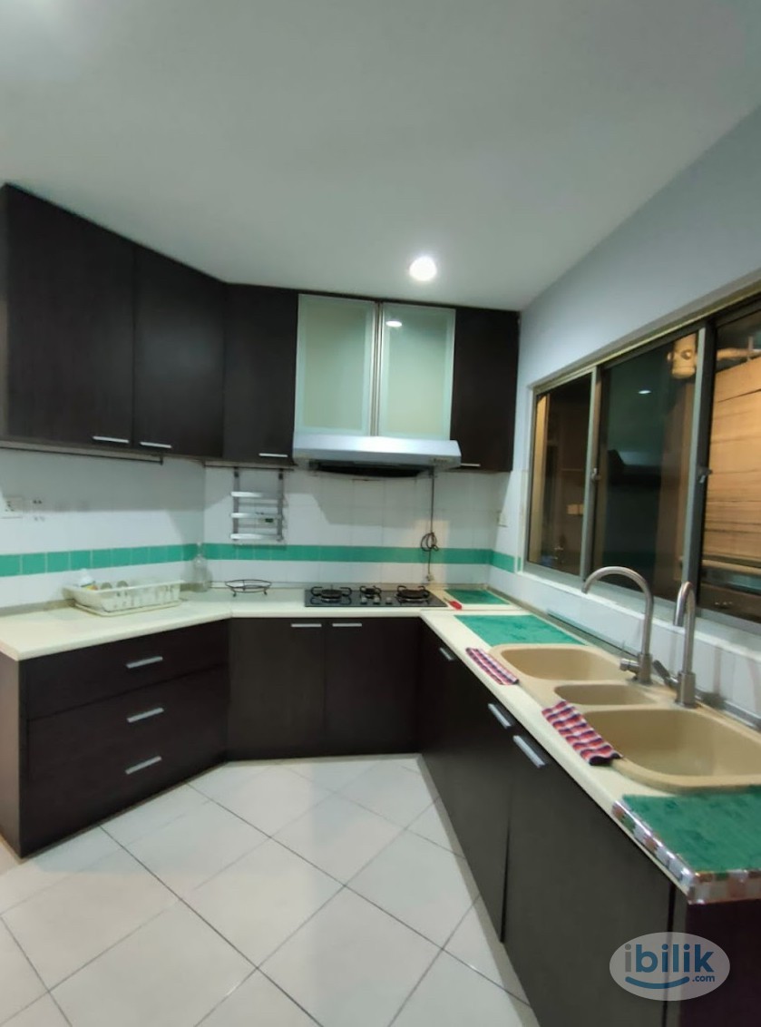 FEMALE Middle Room at Metropolitan Square, Damansara Perdana - Image 4