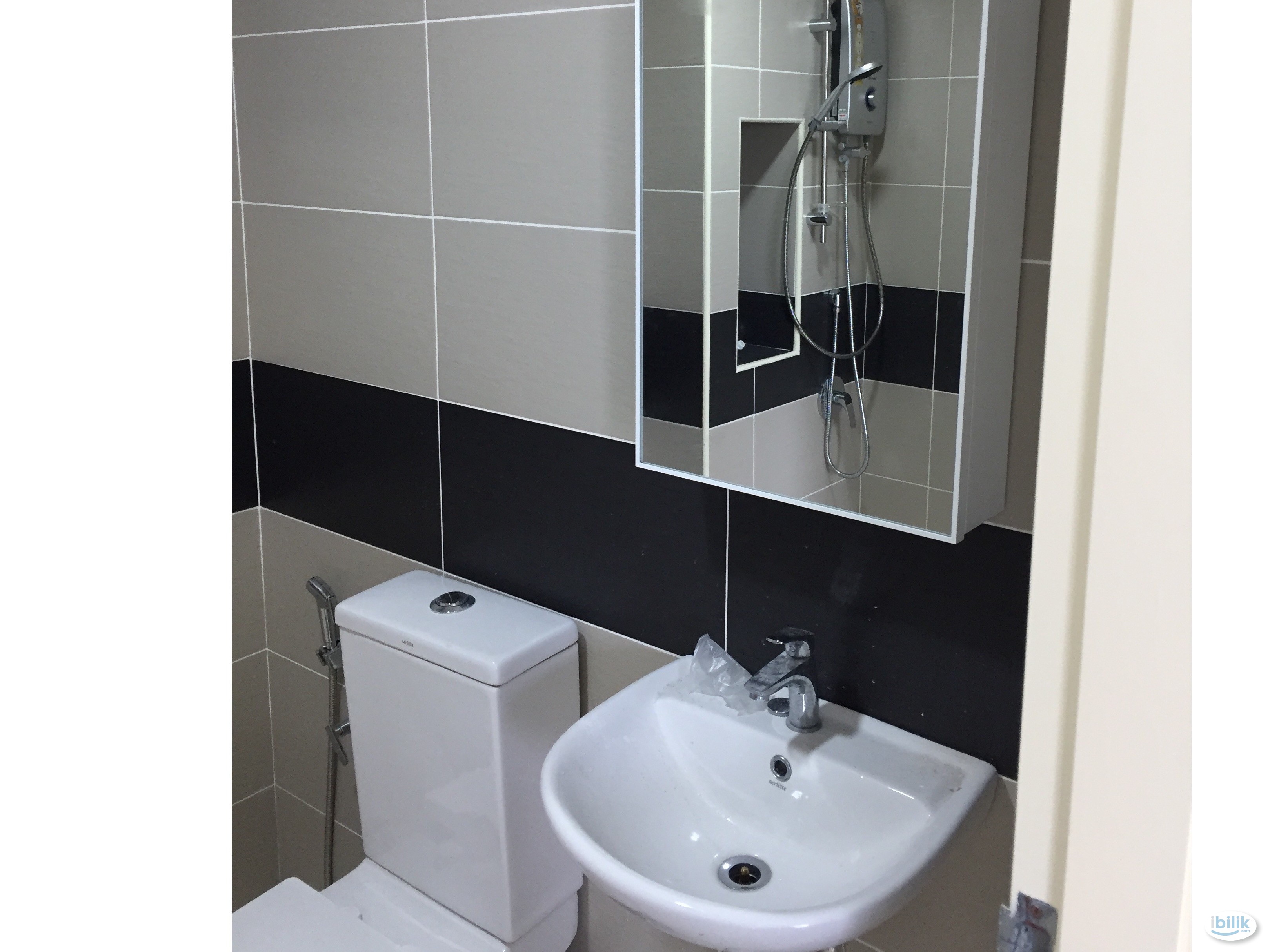 Medium Room at Saville @ Cheras, Cheras - Image 2
