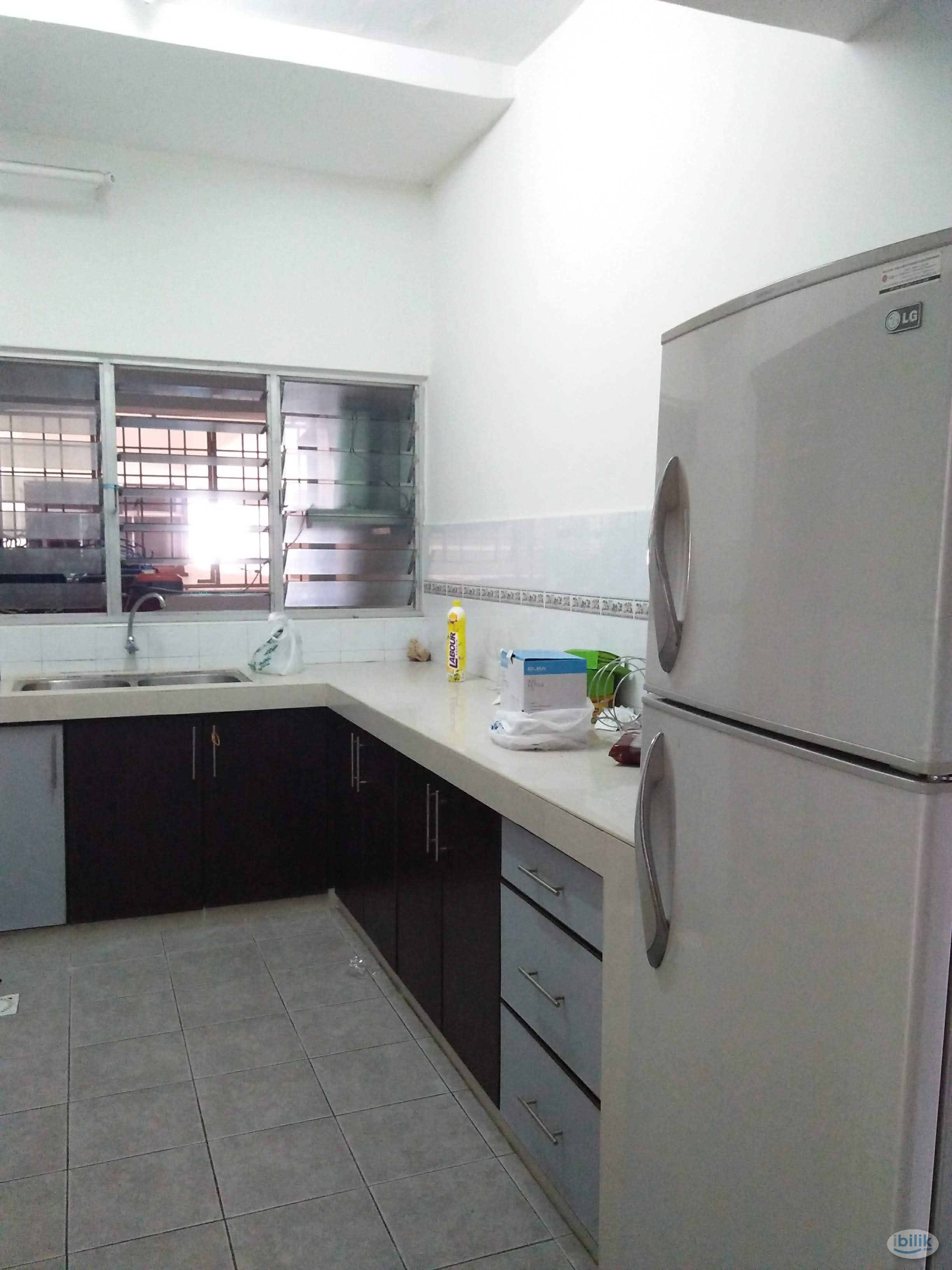 Master Room at Kelana Mahkota, Kelana Jaya - Image 4