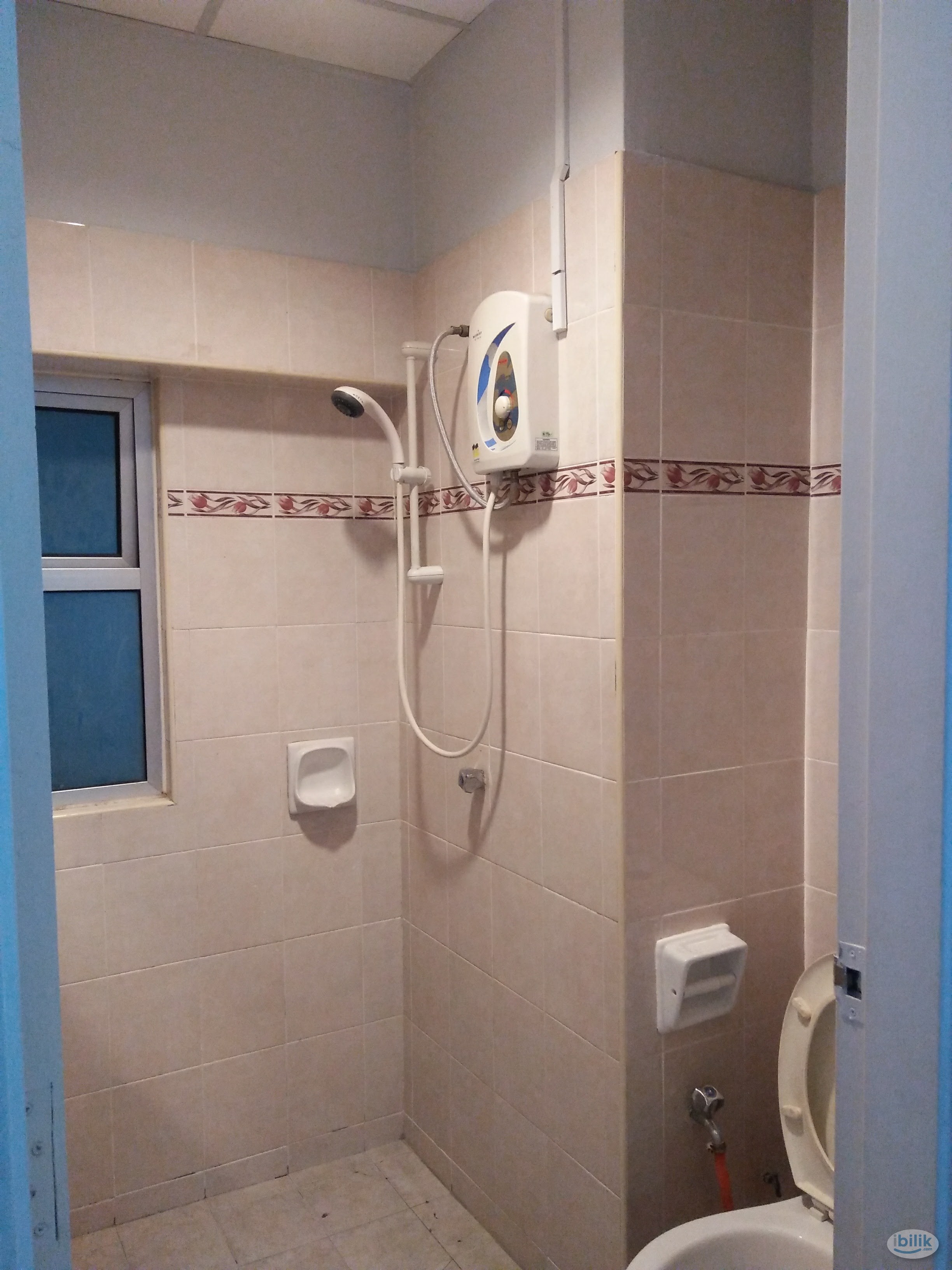 Middle Room For Female or Male at Kelana Mahkota, Kelana Jaya - Image 2