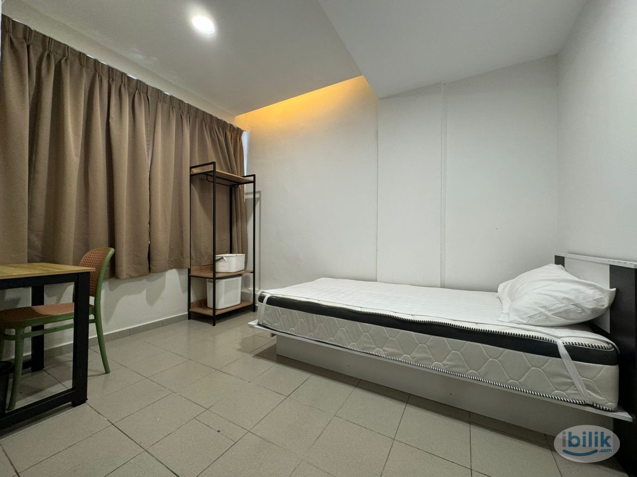 Zero Deposit ❗ Room Rent + Private Toilet near Stesen KTMB Serdang - Image 1