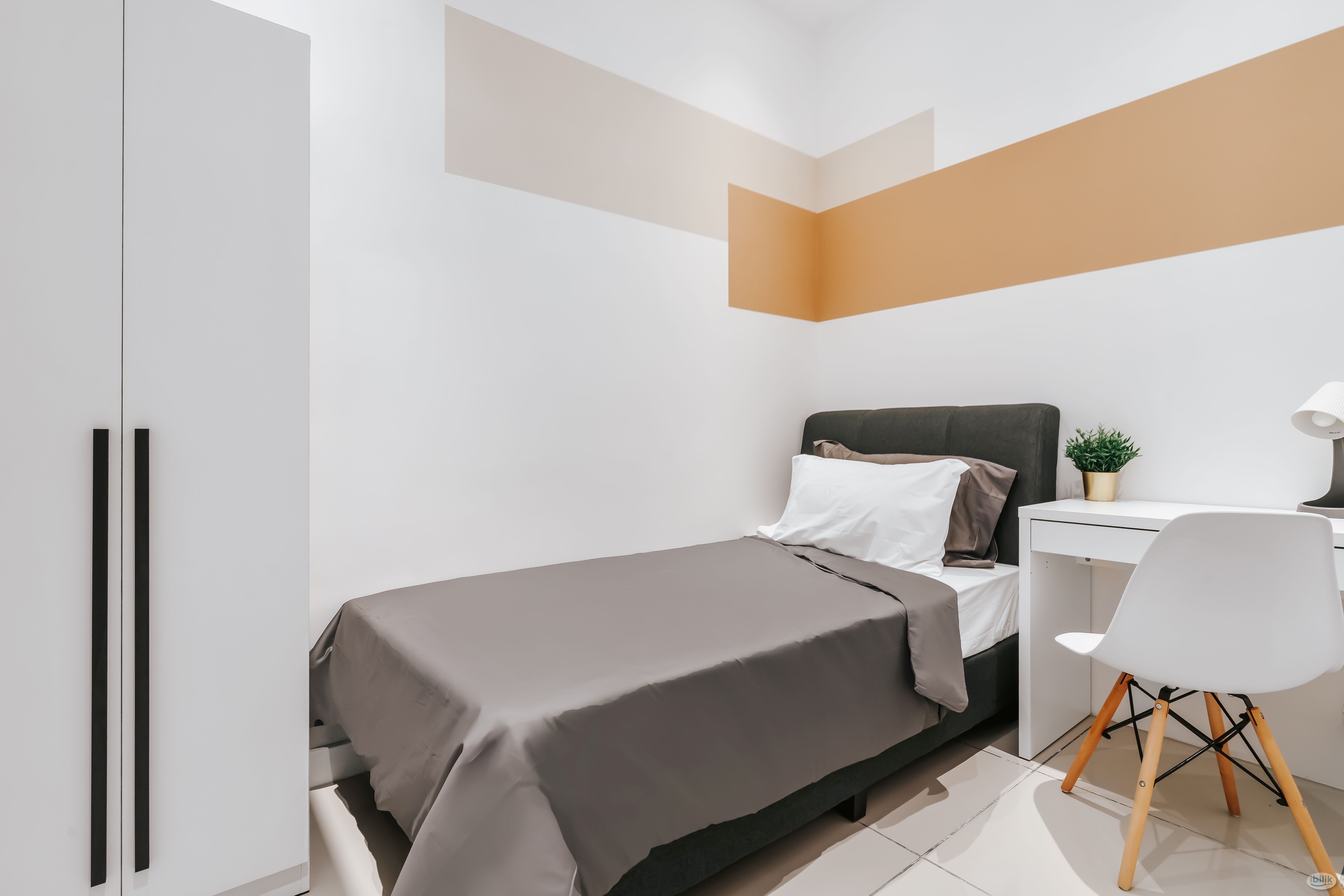 mix gender ‼️Small Room D FREE Wifi Utilities Near MRT Kepong LRT Bus at Unio Residence, Kepong - Image 1