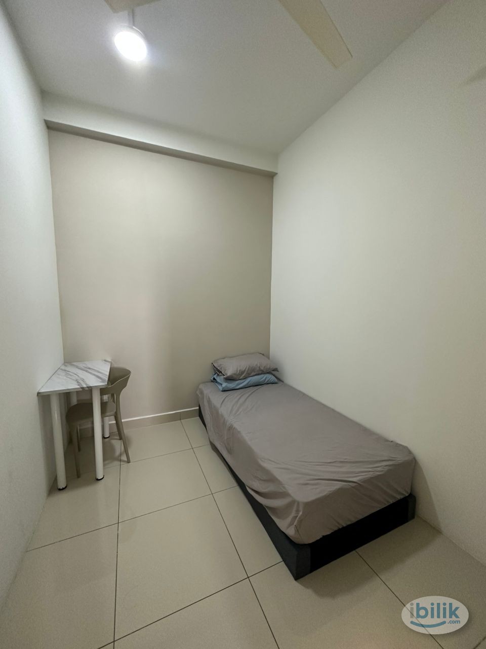 For Female Only near CIQ! FREE water and electric bill! - Image 1