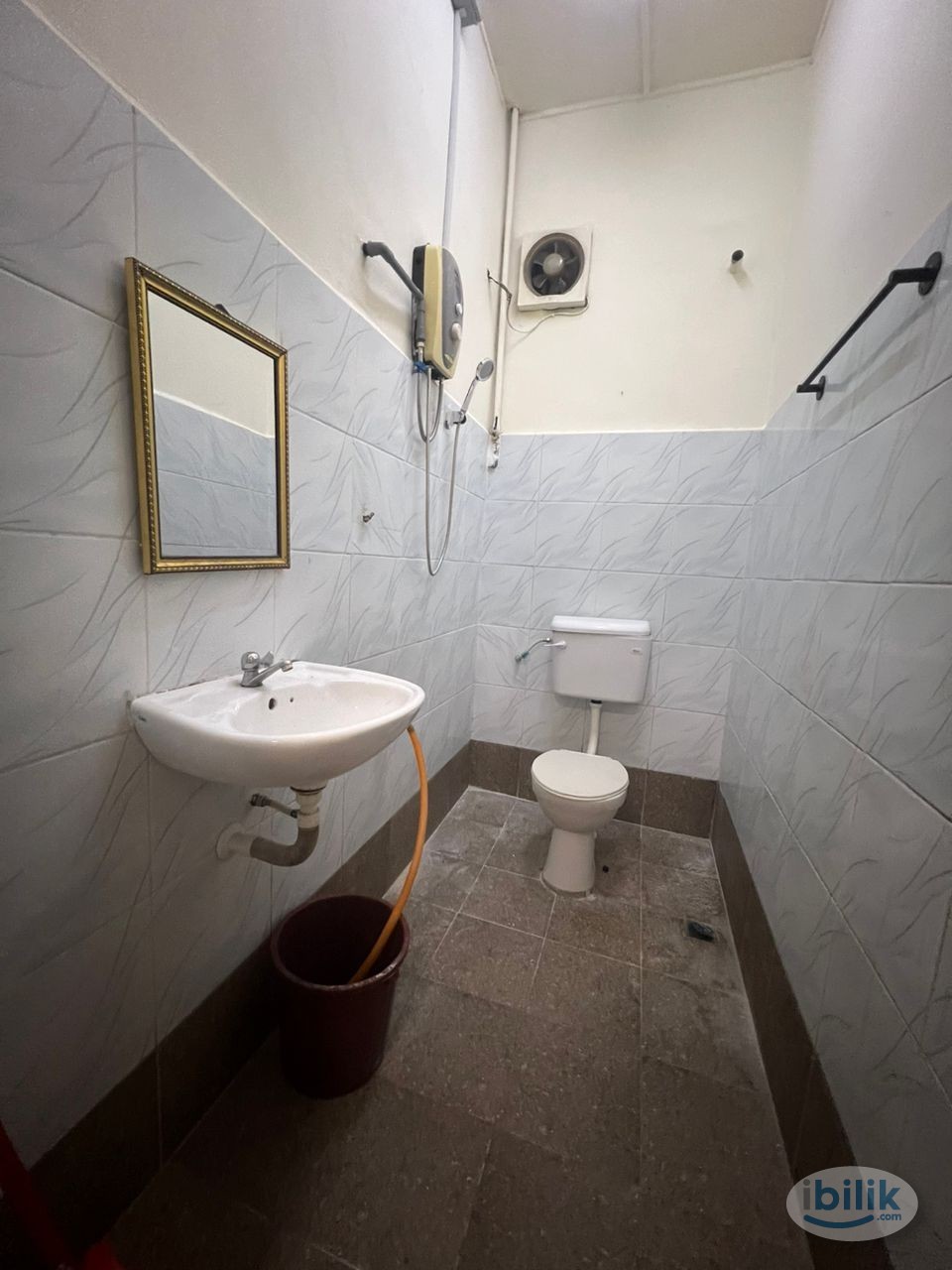 Middle Room at SS15, Subang Jaya - Image 4