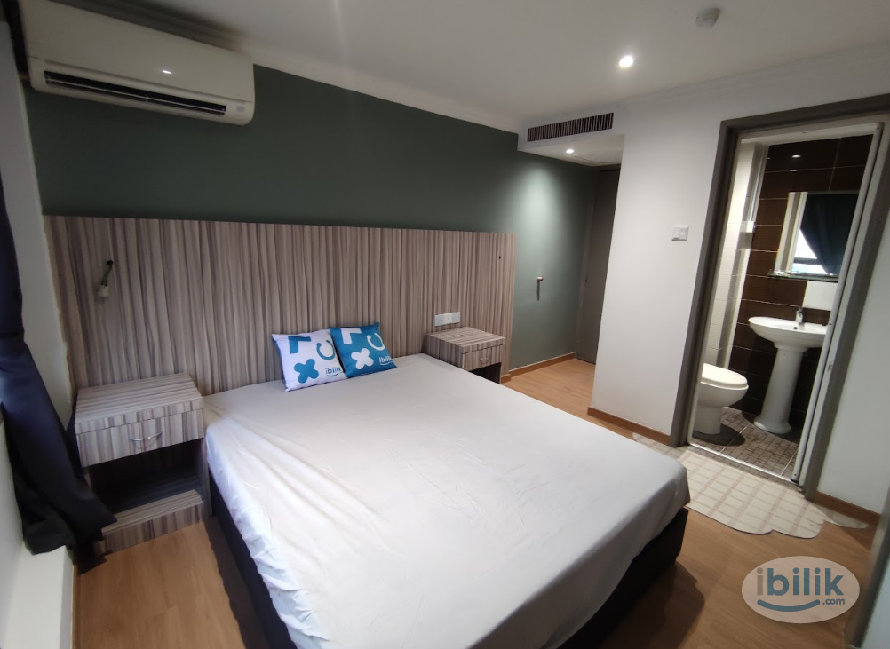 🏡MASTER ROOM WITH PRIVATE BATHROOM🛁🫧 | NEAR MONORAIL CHOWKIT🚆 - Image 2