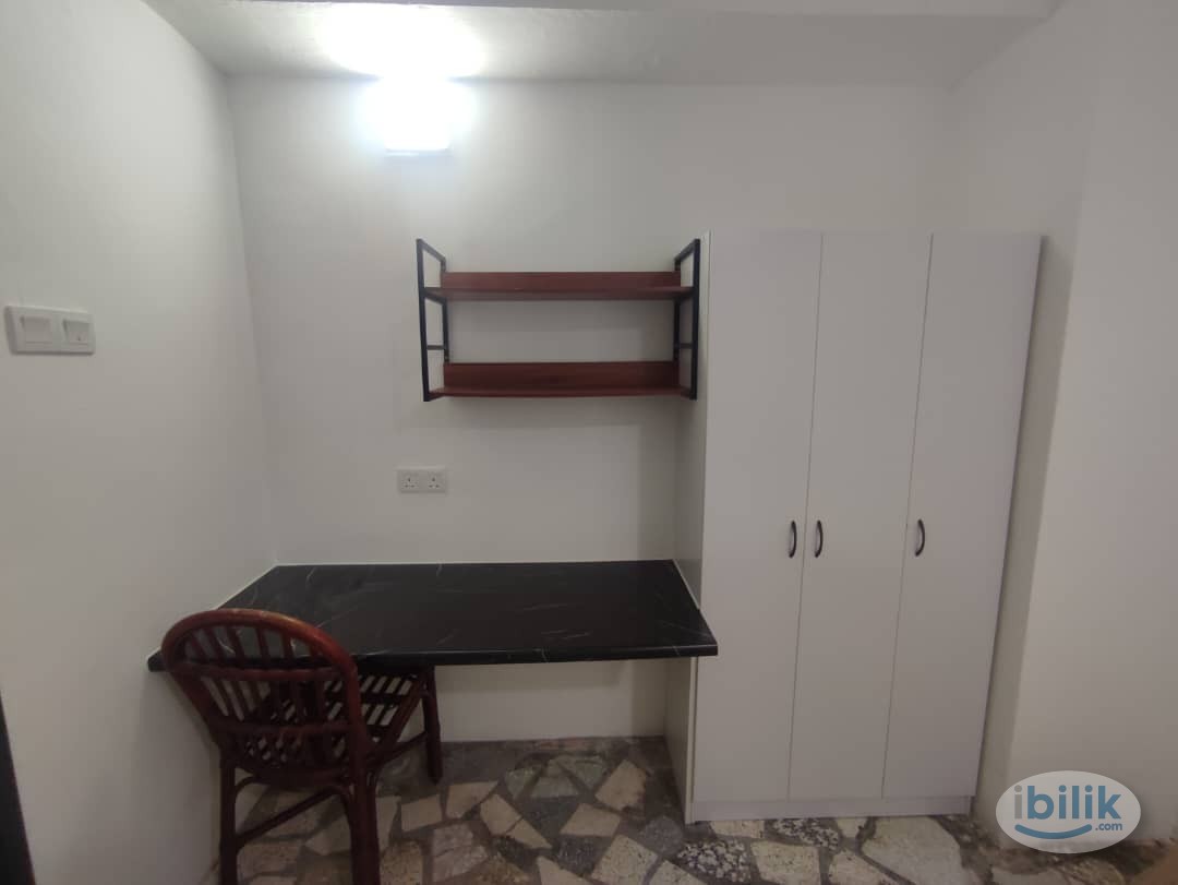[M1 Hotel & Residence] Zero/Low deposit Private room with window, at Jalan TAR, Near to LRT Chow Kit, Hospital KL - Image 4