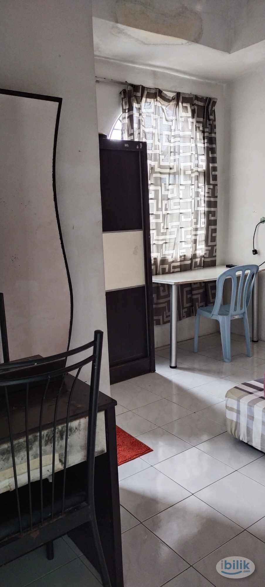 Master Room at Desa Palma, Putra Nilai - Image 1