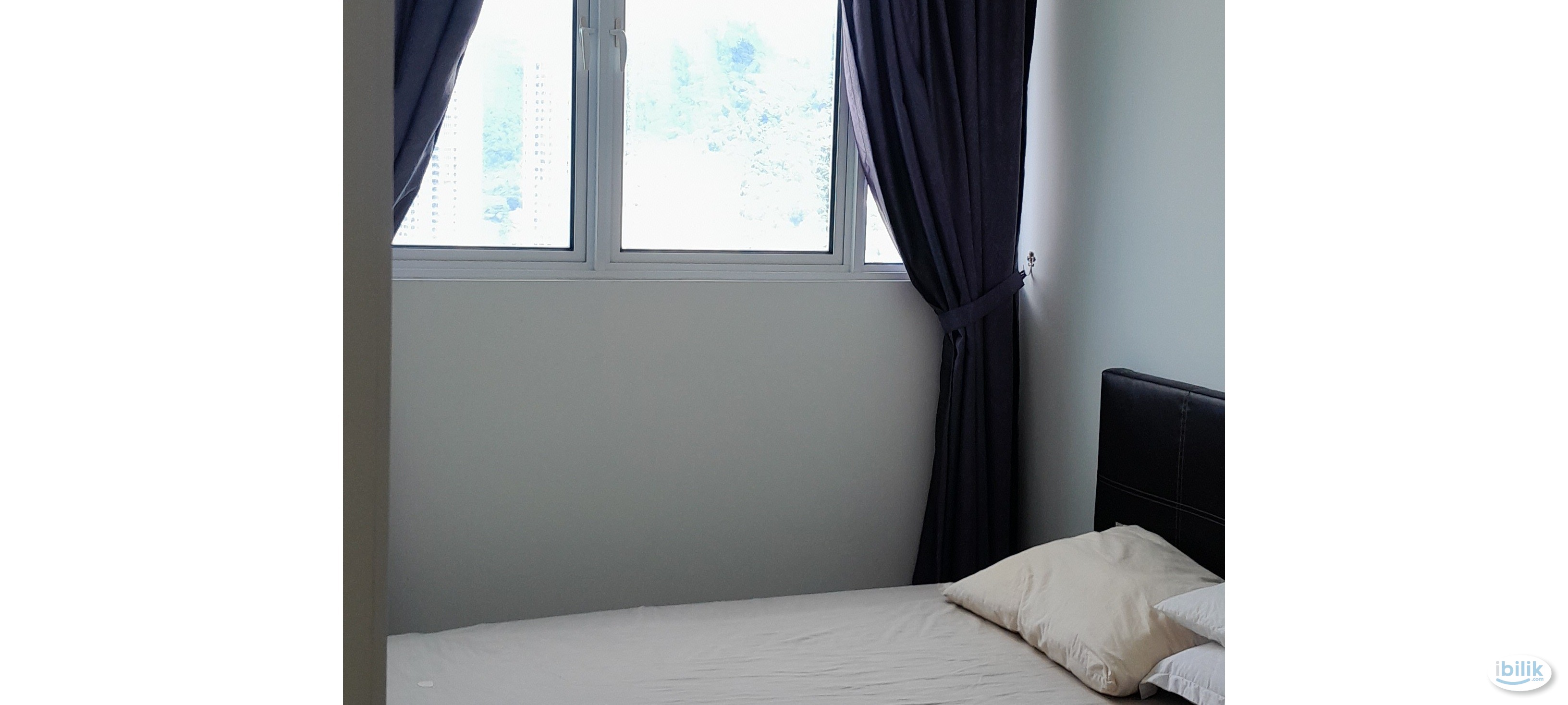 Middle Room at I-Santorini, Tanjung Tokong - Image 1
