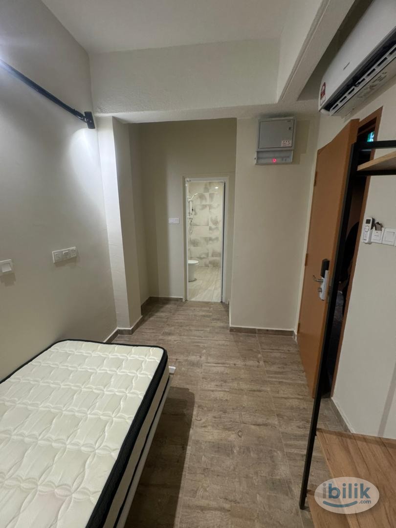 Near to Pavilion,TRX Exchange ⭐ Room attach Toilet for Rent at Bukit Bintang - Image 3