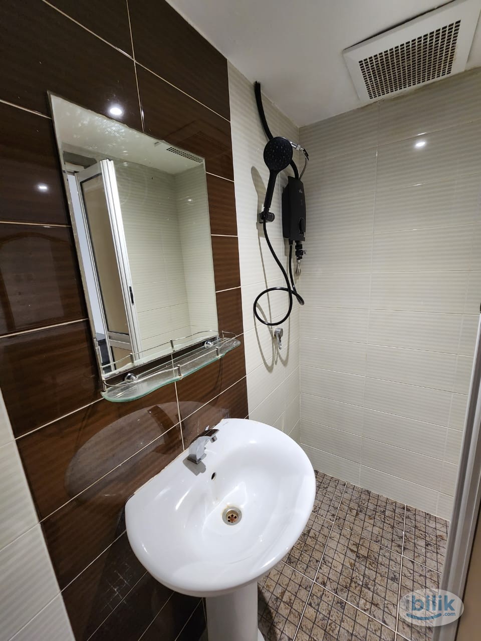 Zero Deposit🔥Master Room For Rent Near Quill City Mall , Chow Kit Area Room To Let , Walking Distance To Monorail Chow K - Image 4