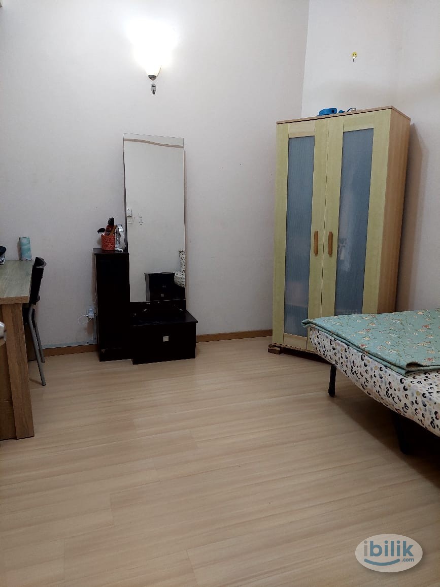 **Female Unit "Middle Room" at Rivercity, Sentul - Image 1