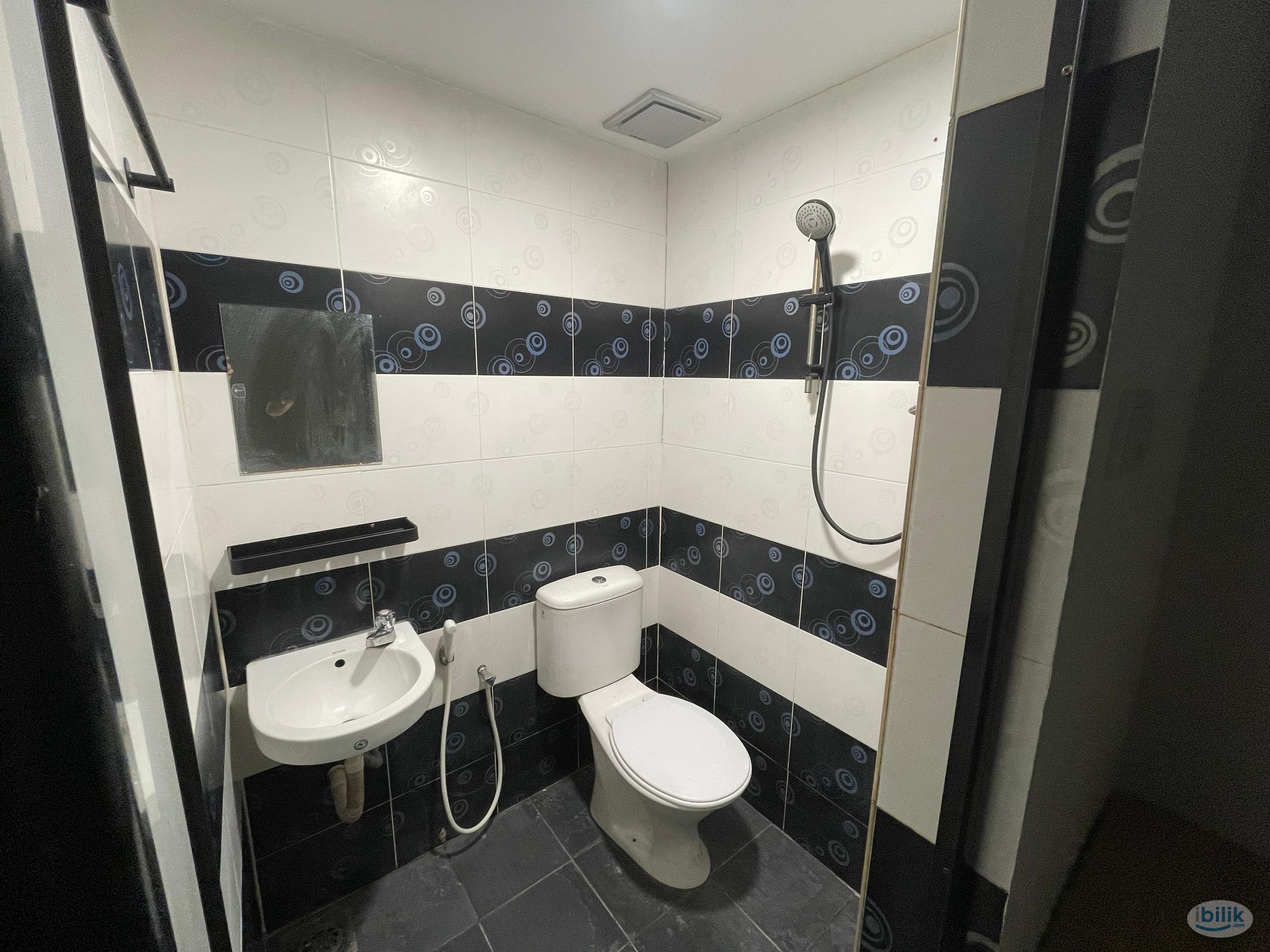 Singleroom with private bathroom😍🔥 nearby MRT 🚝 Immediate move in❗️❗️ 0 Deposit 😍😍 - Image 3