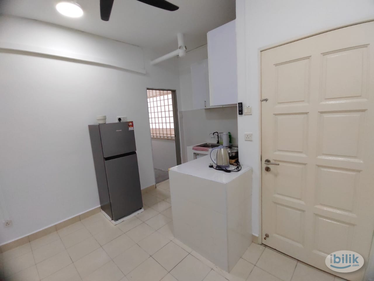 Fully-Furnished Middle Room Queen Bed with AirCond & Window for Rent at Seri Atria Subang Bestari - Image 4