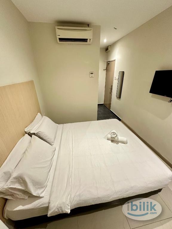 Study at Monash University ❓ NO Depo Room for Rent + Private Toilet @ Bandar Sunway - Image 4