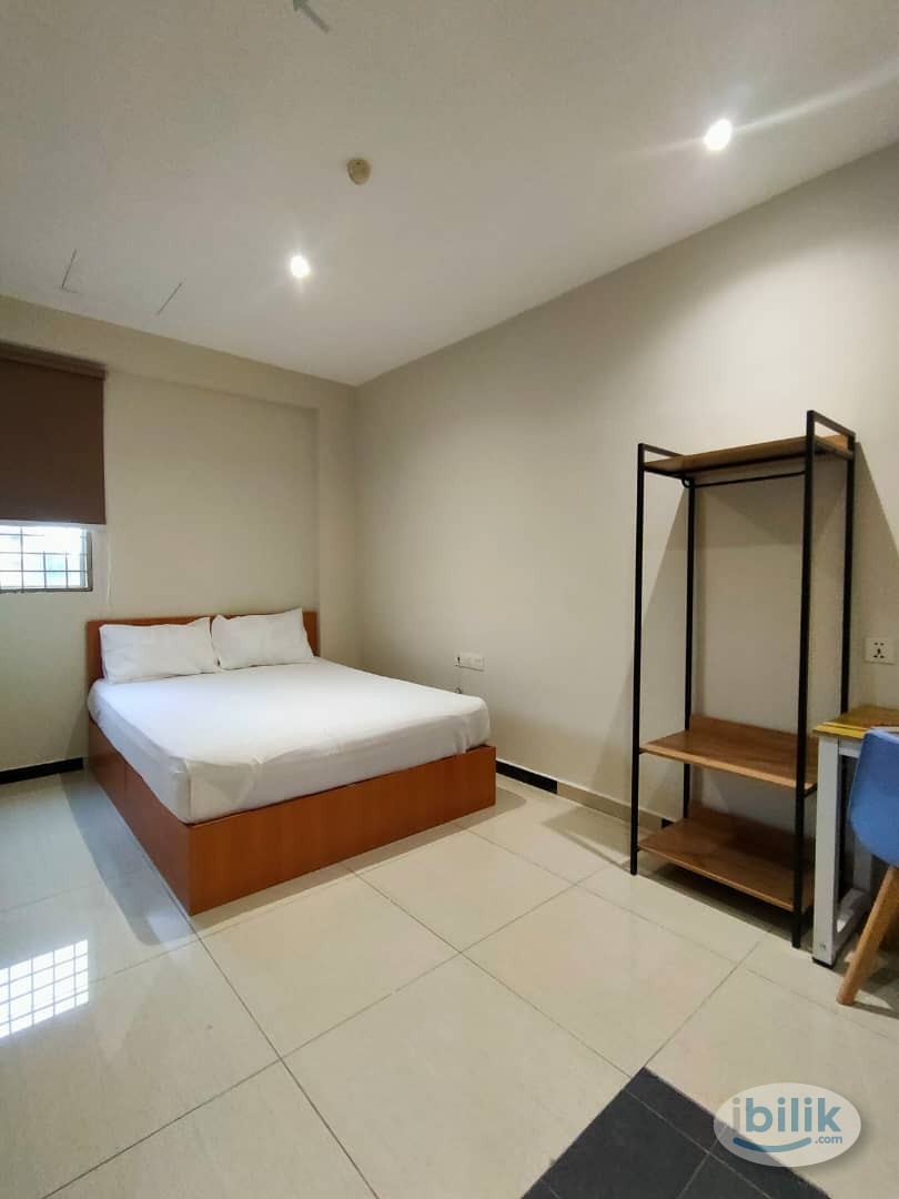 Only 10mins walk to Sunway Lagoon 🚶🏻‍♀️ Room + Toilet at PJS 8 Bandar Sunway - Image 4