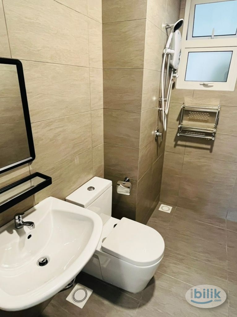 Balanced Bliss: Single Room Rental at Pacific Star, Petaling Jaya - Image 2