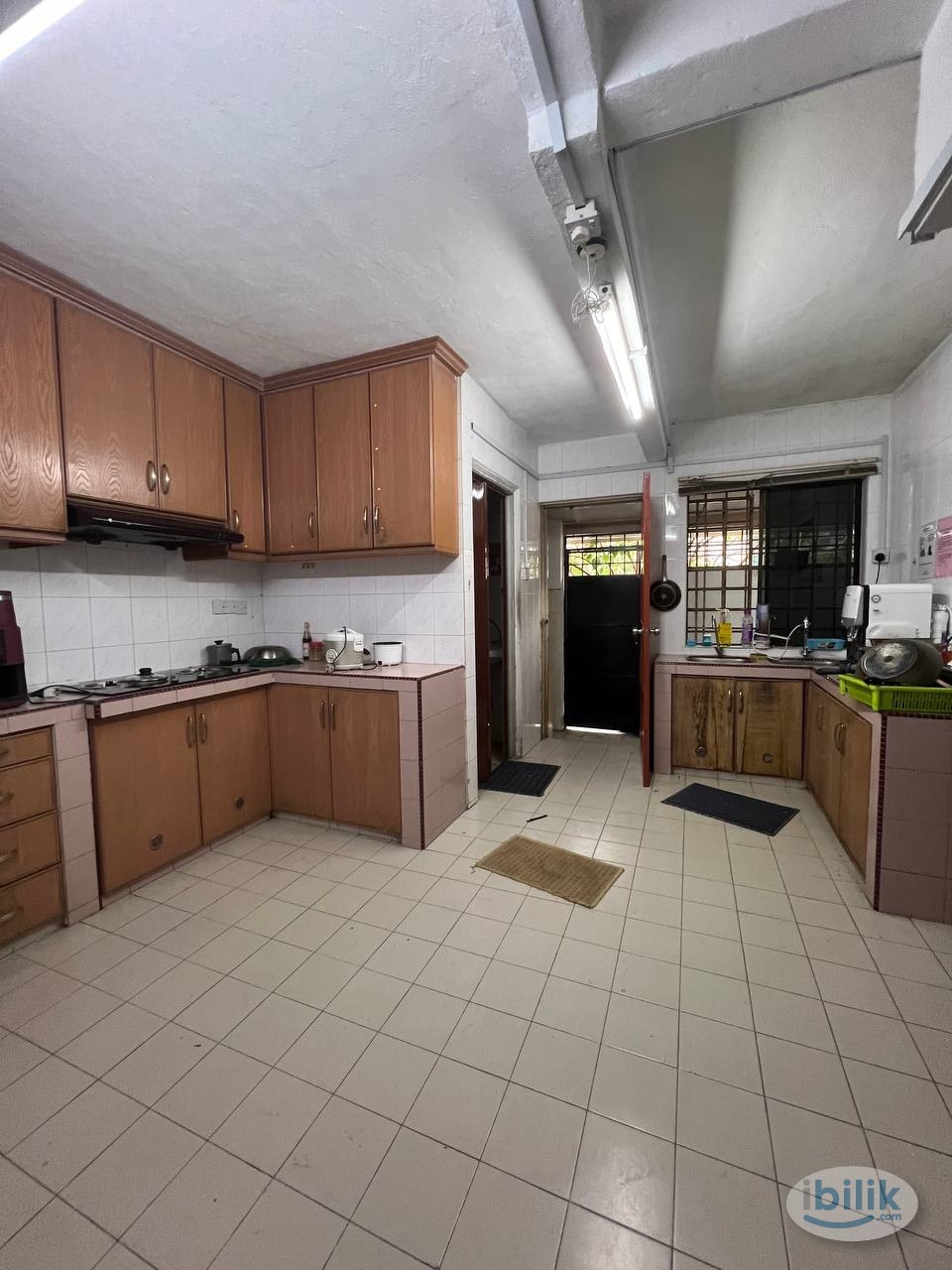Female unit Middle Room at SS2, Petaling Jaya - Image 4