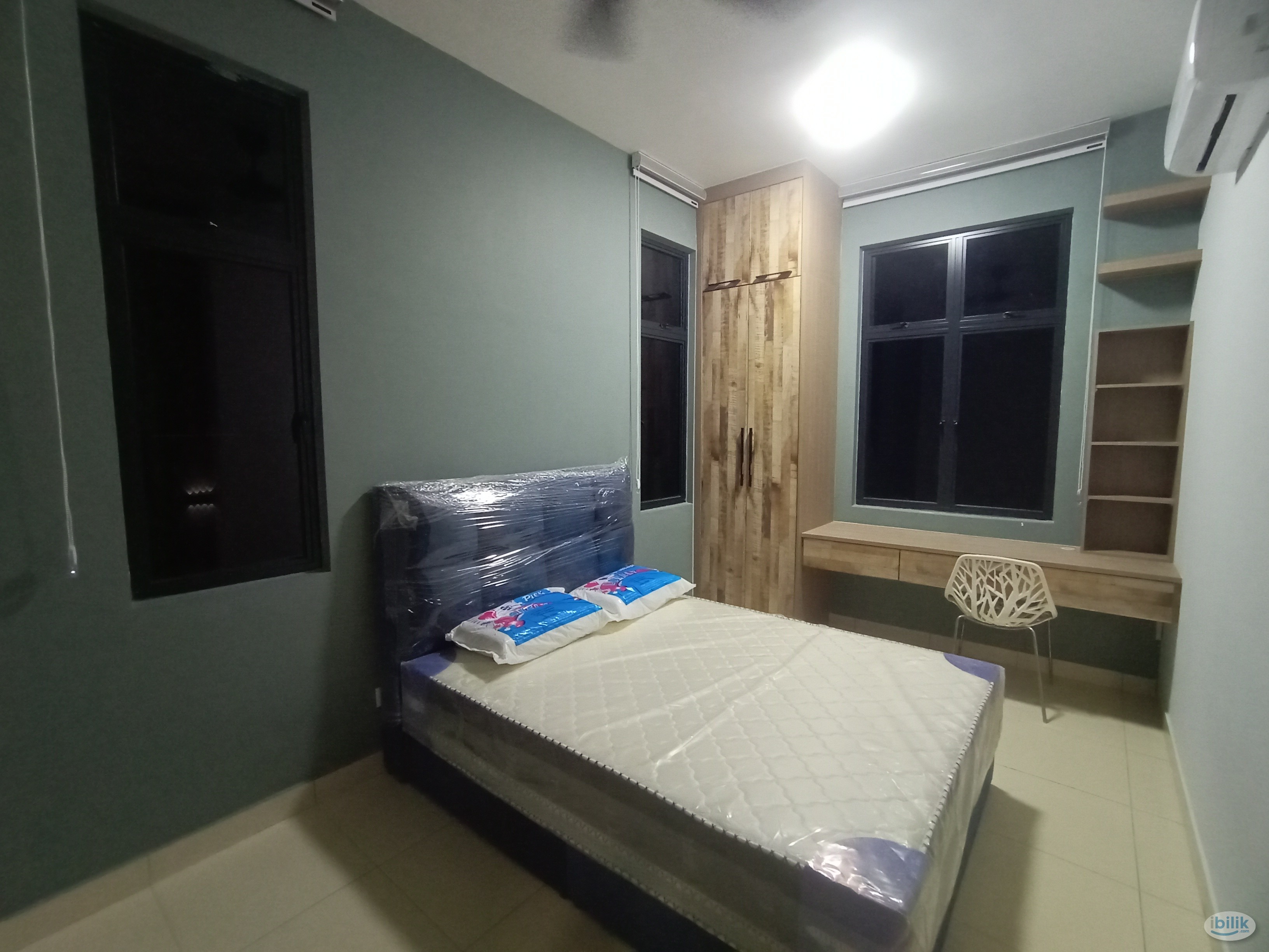 Middle Room at Tanjung Minyak, Melaka Tengah - Image 2