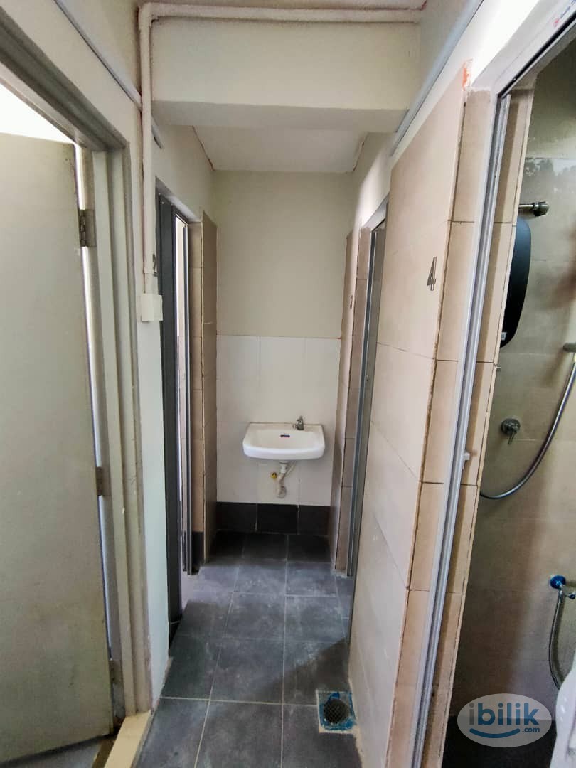 Single Room at Kota Kemuning near Hicom, Shah Alam - Image 3
