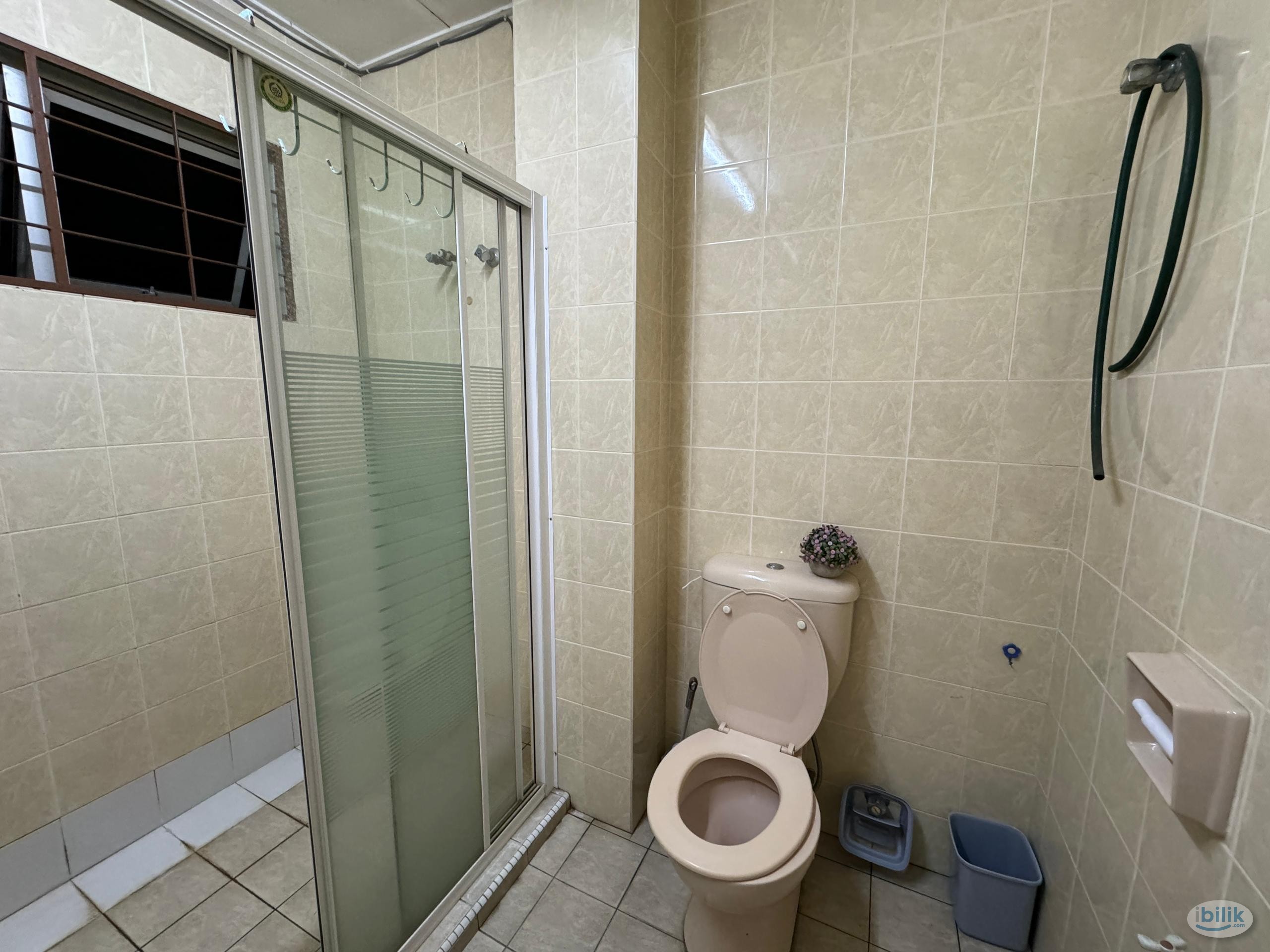 🌈 ROOM at Bandar Bukit Tinggi 1, Klang - Image 4