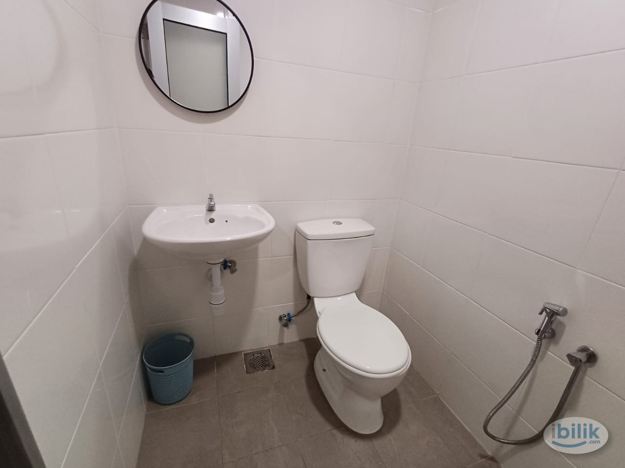 🔥MASTEROOM@ SENTUL🔥 3 min to MRT Kentonmen 🚝❗️Private bathroom😍😍 Immediate move in🔥 - Image 3