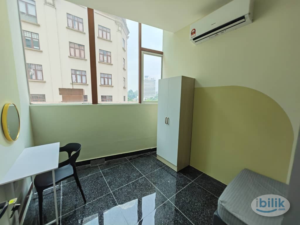 Internship / student budget room - Image 4