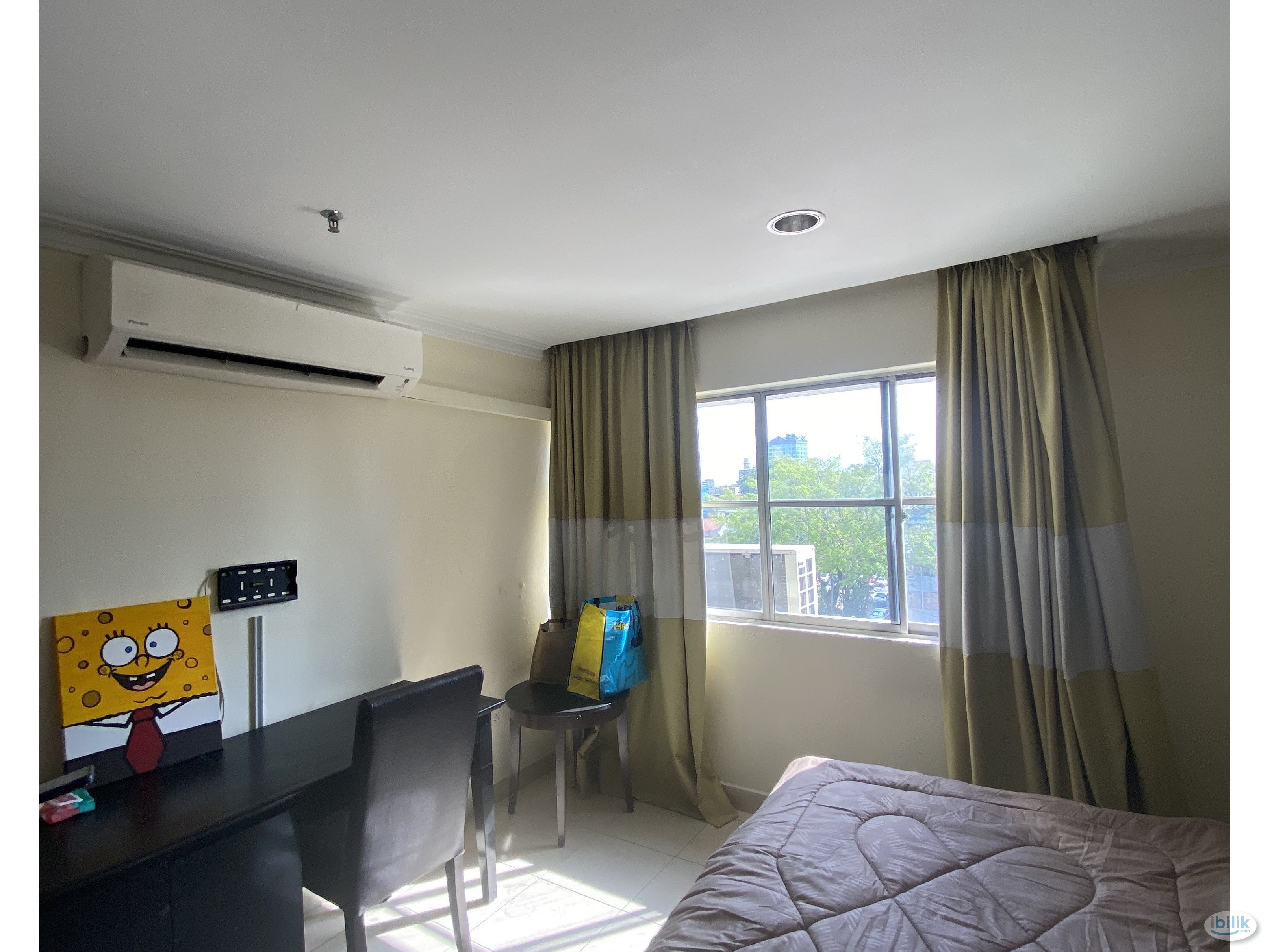 🎈Master Room🏃🏻‍♂️‍➡️Walking Distance to CIQ🔥Booking Fee Rm300 - Image 2