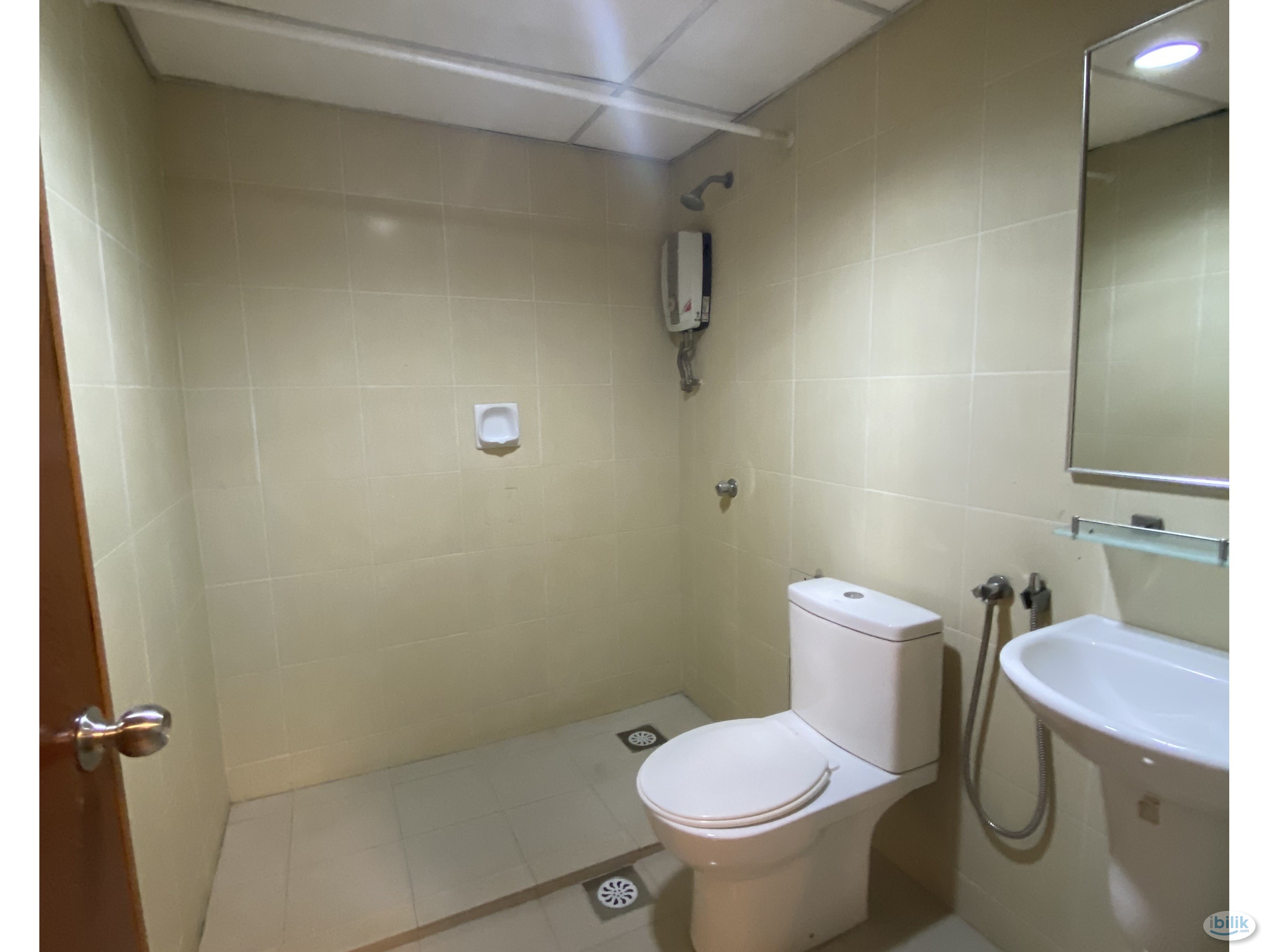🌹Hotel Styles Room🏃🏻‍♂️‍➡️Walking Distance to CIQ✅Low Deposit - Image 3