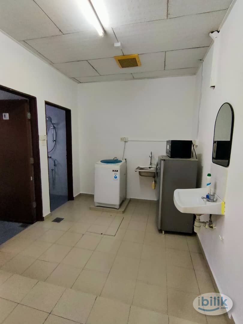 Middle Room at SS15, Subang Jaya - Image 3