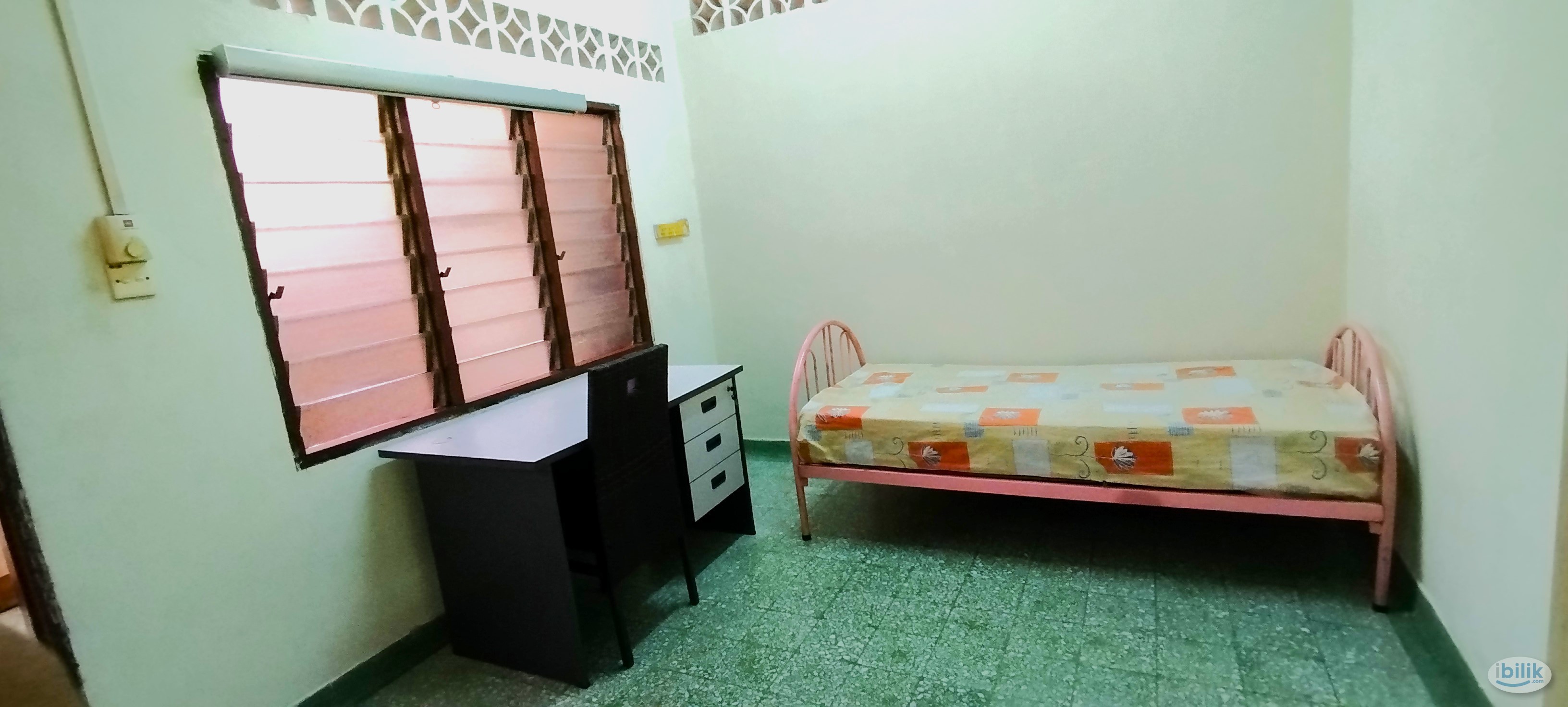 Room to Rent-Taman Eng Ann - Image 1