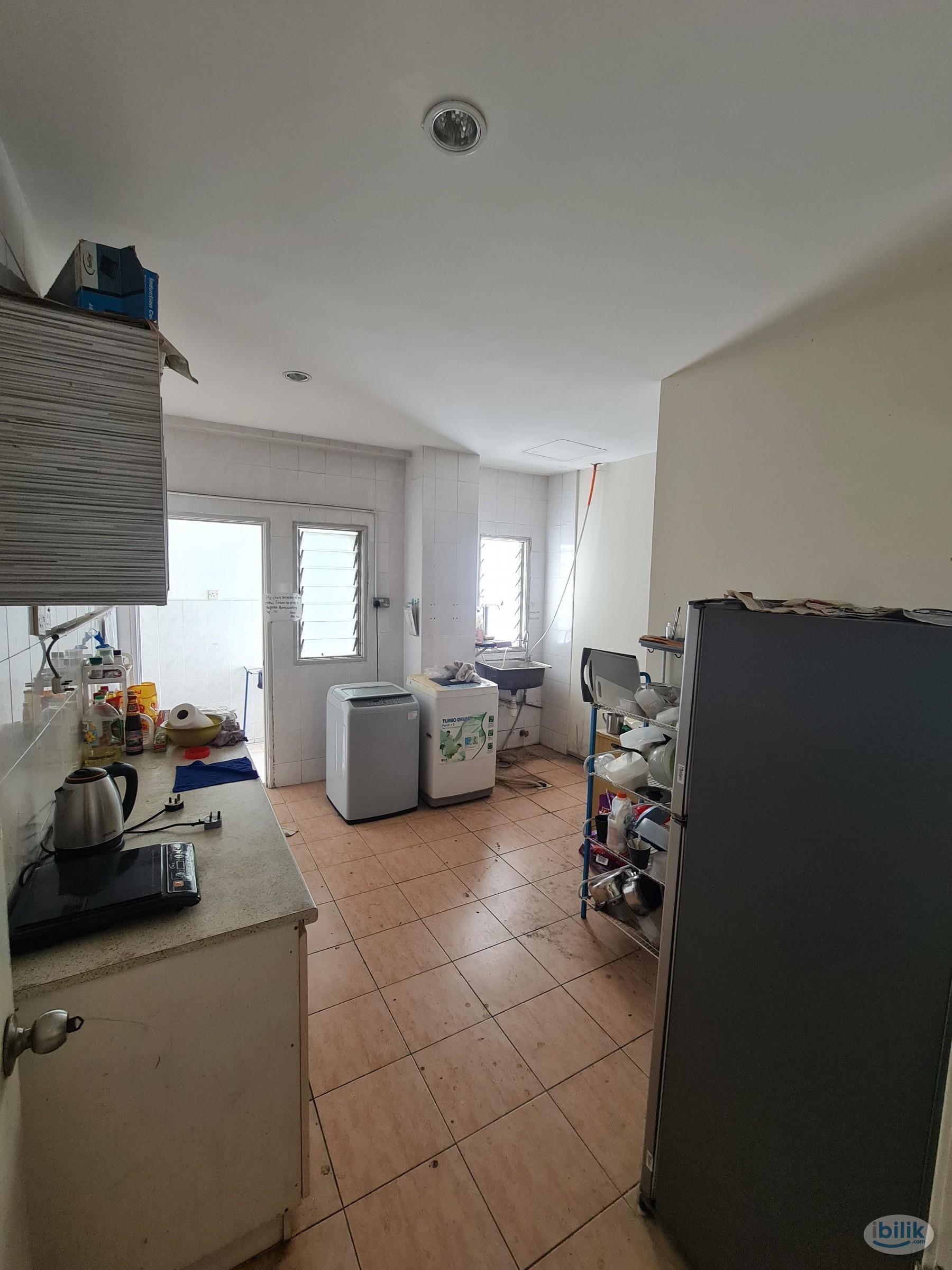 Room at Flora Green Condo (Opposite UTAR) - Image 1