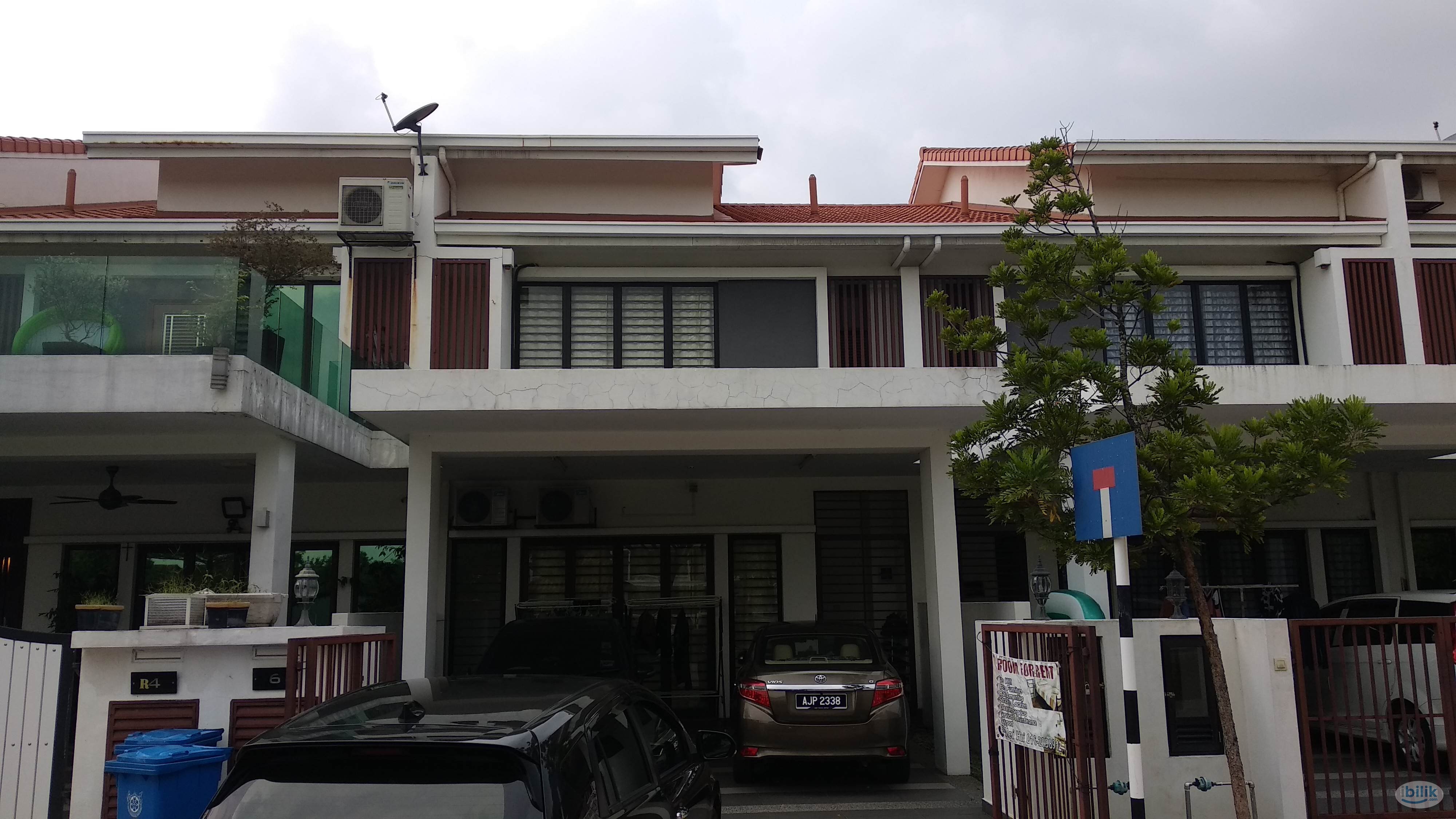 Middle Room with Private Bathroom at Alam Impian, Shah Alam - Image 5
