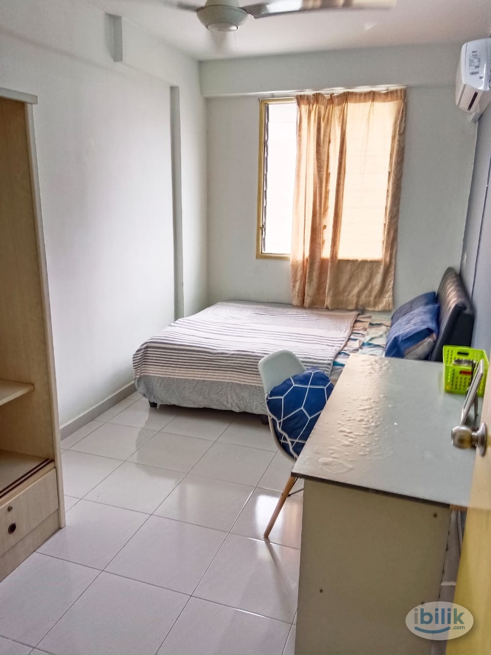 WALK TO KOMTAR AND FRIST AVENUE GEORGETOWN JUST 7 MINIT . - Image 1